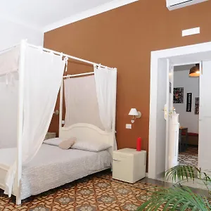 3* Couette-café Napul'art